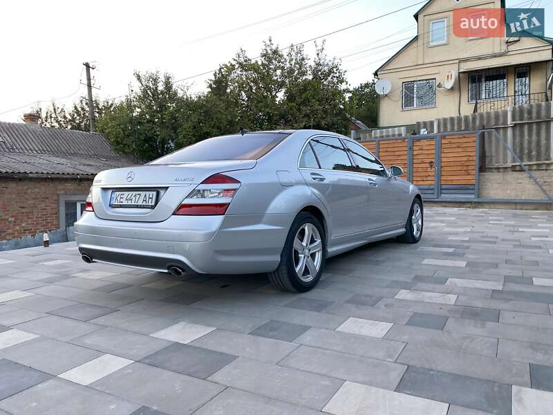 Седан Mercedes-Benz S-Class 2008 в Днепре