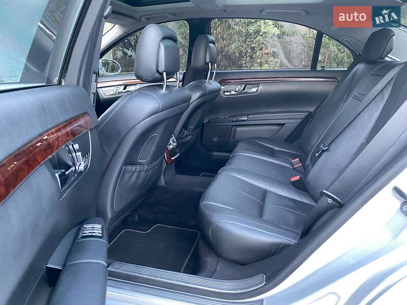 Седан Mercedes-Benz S-Class 2008 в Днепре