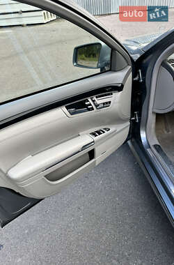 Седан Mercedes-Benz S-Class 2012 в 