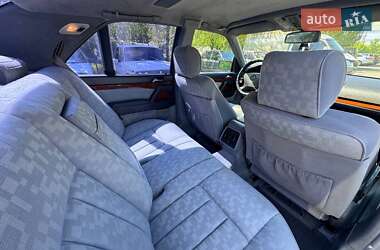Седан Mercedes-Benz S-Class 1993 в 