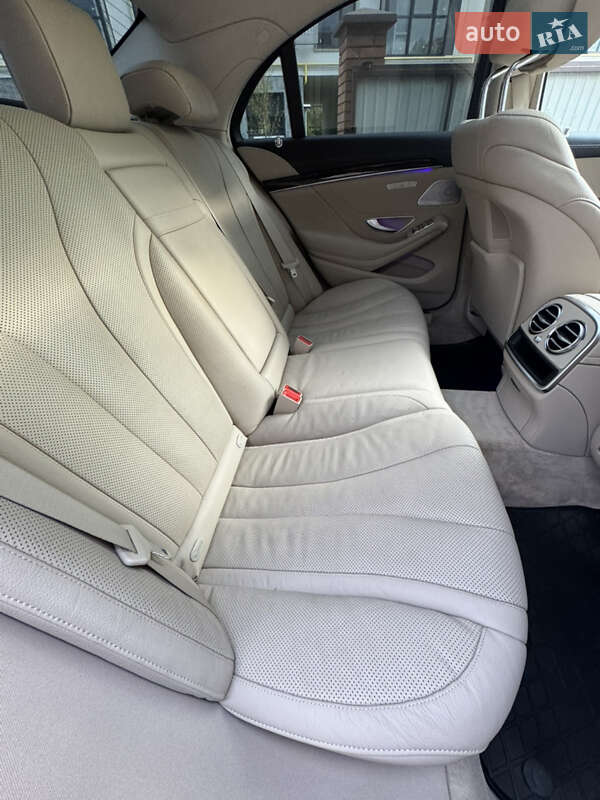 Седан Mercedes-Benz S-Class 2015 в Львове