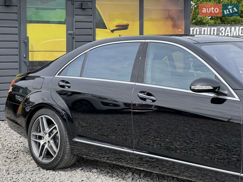 Седан Mercedes-Benz S-Class 2007 в Стрию