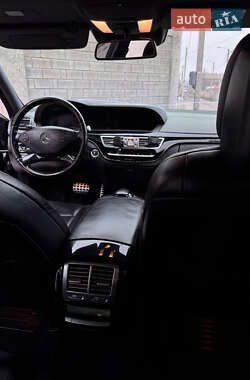 Седан Mercedes-Benz S-Class 2012 в  фото 9 Седан Mercedes-Benz S-Class 2012 в