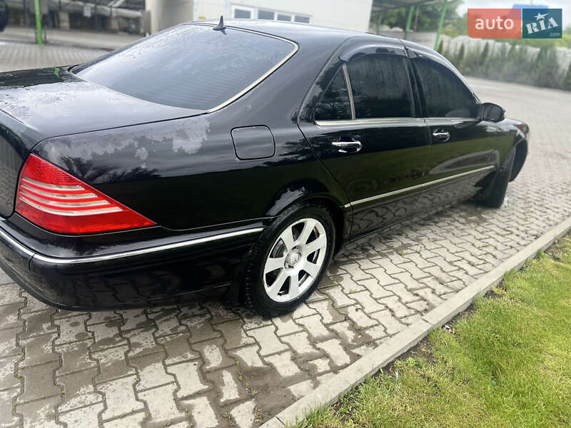 Седан Mercedes-Benz S-Class 2005 в Чернівцях