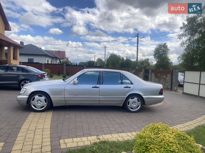 Mercedes-Benz S-Class 1998