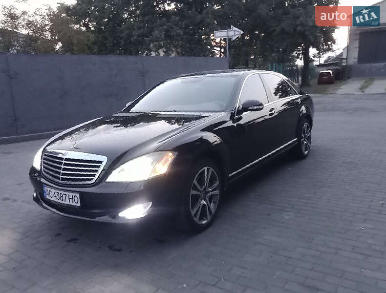 Седан Mercedes-Benz S-Class 2006 в Луцьку