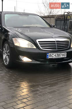 Седан Mercedes-Benz S-Class 2006 в Луцке