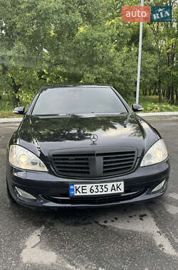 Седан Mercedes-Benz S-Class 2008 в 