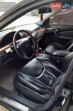 Седан Mercedes-Benz S-Class 2000 в 