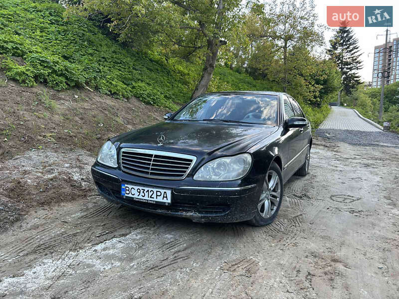 Седан Mercedes-Benz S-Class 2004 в 