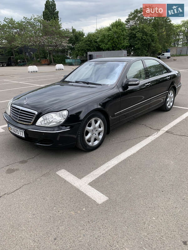 Mercedes-Benz S-Class 2004