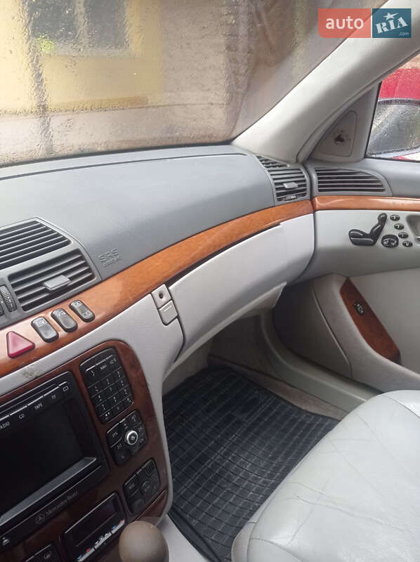 Седан Mercedes-Benz S-Class 2001 в Черновцах