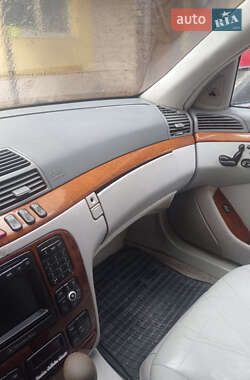 Седан Mercedes-Benz S-Class 2001 в 