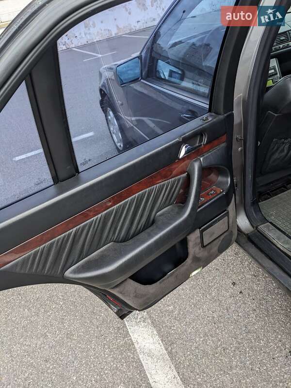 Седан Mercedes-Benz S-Class 1996 в Киеве
