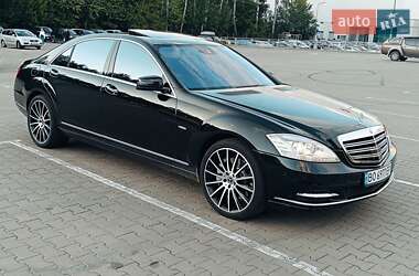 Седан Mercedes-Benz S-Class 2011 в 