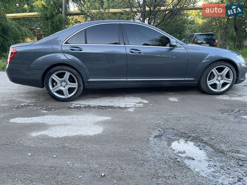 Седан Mercedes-Benz S-Class 2007 в Коростышеве