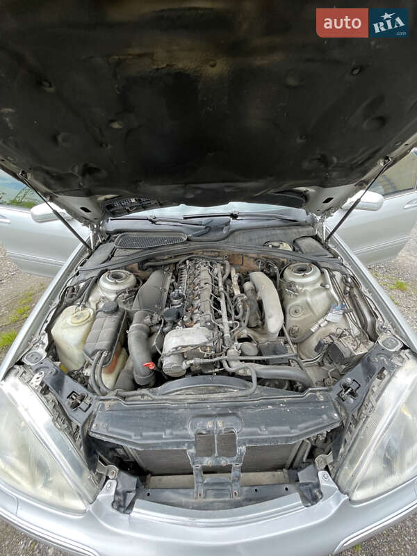 Седан Mercedes-Benz S-Class 2001 в Буске