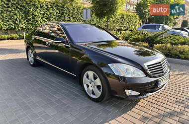Седан Mercedes-Benz S-Class 2005 в Одессе