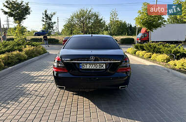 Седан Mercedes-Benz S-Class 2005 в 