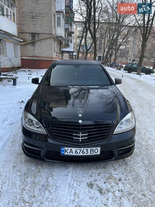 Седан Mercedes-Benz S-Class 2007 в Николаеве