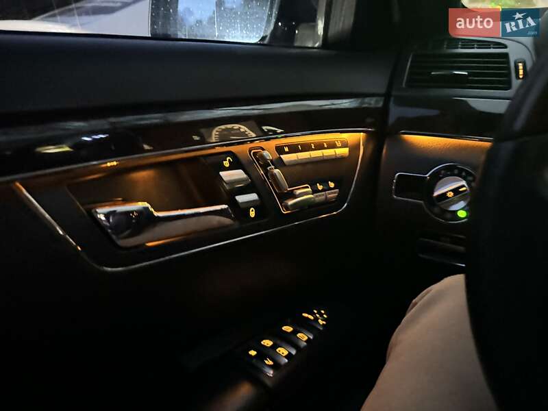 Седан Mercedes-Benz S-Class 2007 в Николаеве