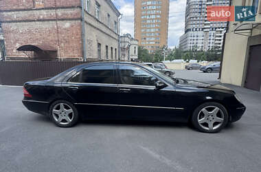 Седан Mercedes-Benz S-Class 2005 в Дніпрі