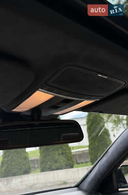 Седан Mercedes-Benz S-Class 2012 в 