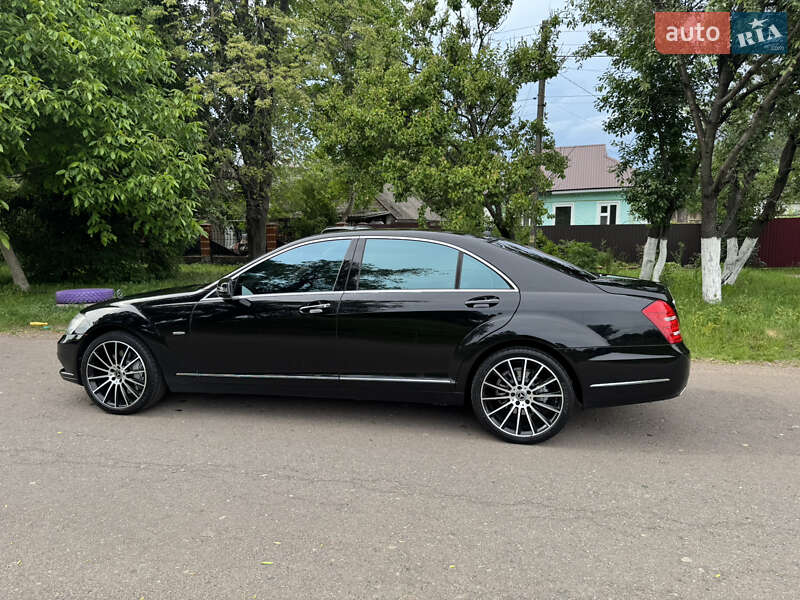 Седан Mercedes-Benz S-Class 2011 в Чернигове