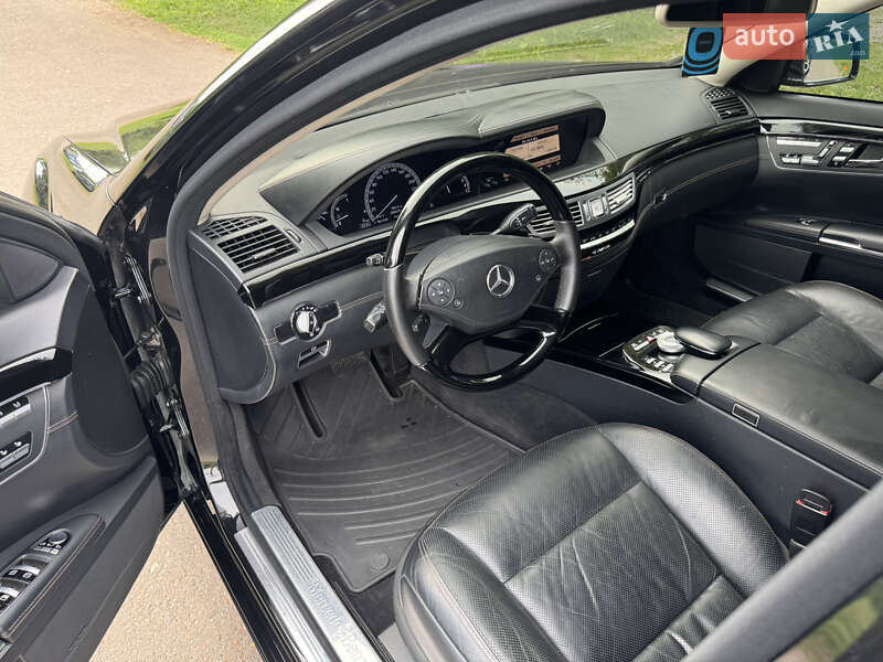 Седан Mercedes-Benz S-Class 2011 в Чернигове