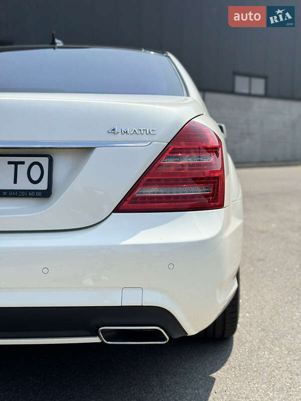 Седан Mercedes-Benz S-Class 2012 в Киеве