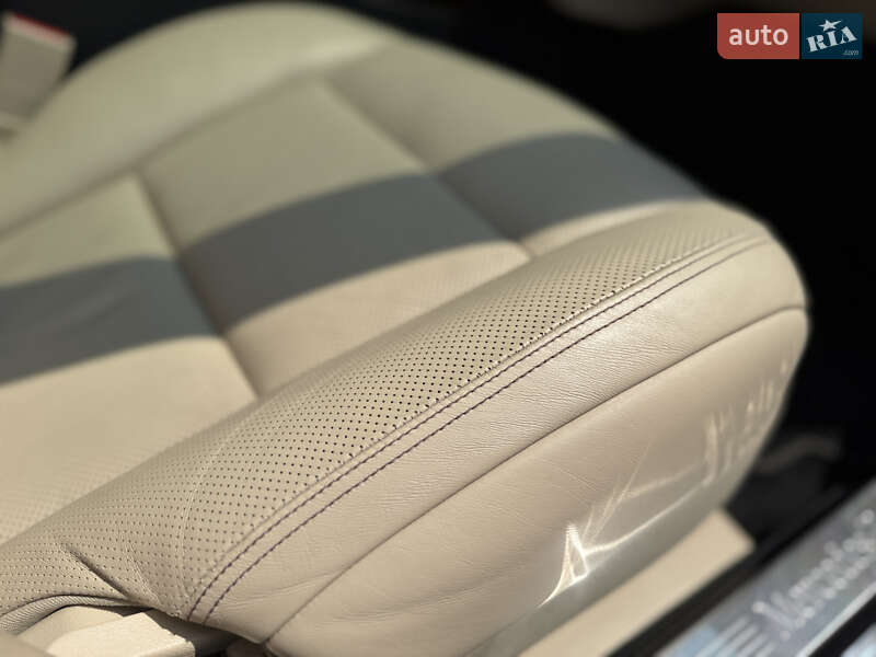 Седан Mercedes-Benz S-Class 2012 в Киеве