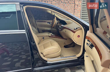 Седан Mercedes-Benz S-Class 2012 в 