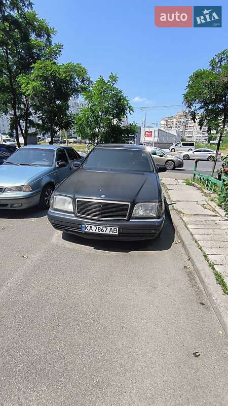 Mercedes-Benz S-Class 1998