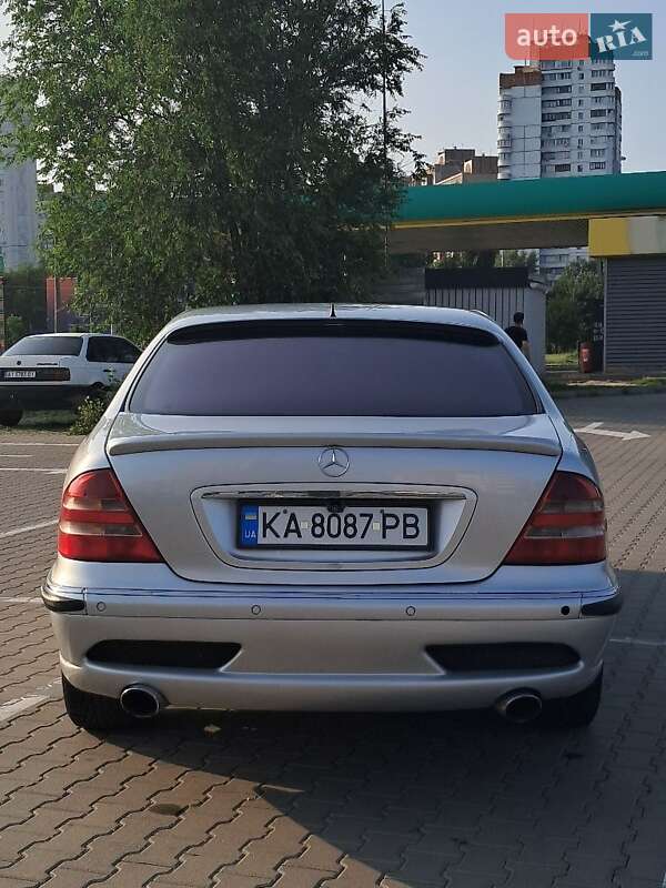Седан Mercedes-Benz S-Class 2001 в Киеве