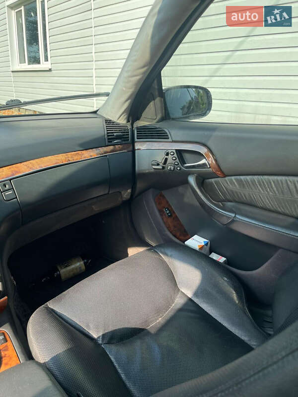 Седан Mercedes-Benz S-Class 2003 в Снятине