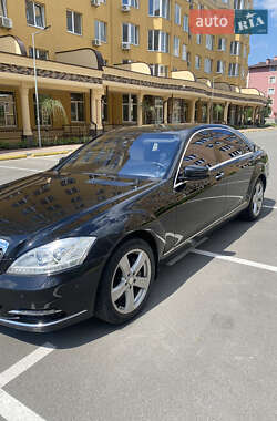 Седан Mercedes-Benz S-Class 2011 в 