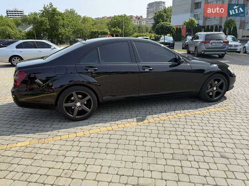 Седан Mercedes-Benz S-Class 2012 в Львові