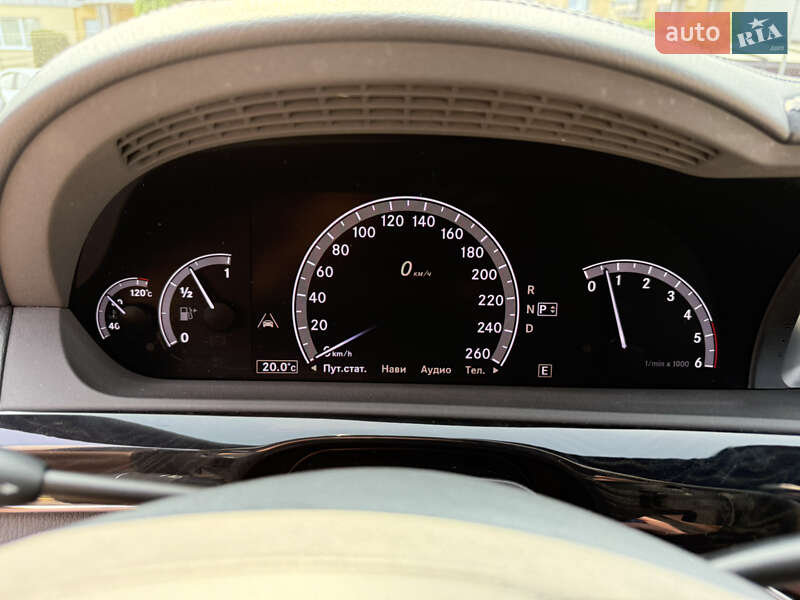 Седан Mercedes-Benz S-Class 2012 в Львові