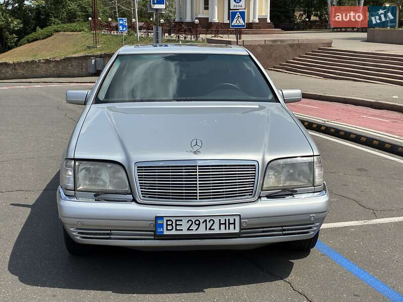 Mercedes-Benz S-Class 1998