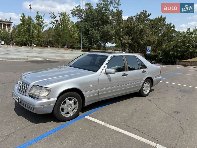 Седан Mercedes-Benz S-Class 1998 в Миколаєві