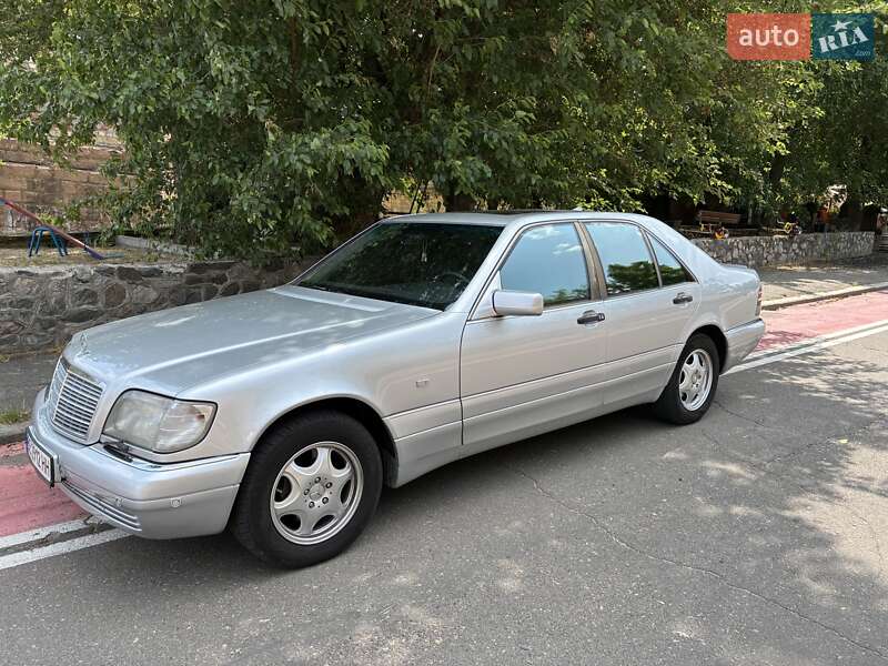 Седан Mercedes-Benz S-Class 1998 в Миколаєві