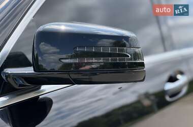 Седан Mercedes-Benz S-Class 2012 в 