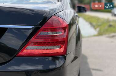 Седан Mercedes-Benz S-Class 2012 в 