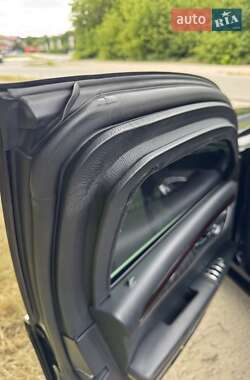 Седан Mercedes-Benz S-Class 2012 в 