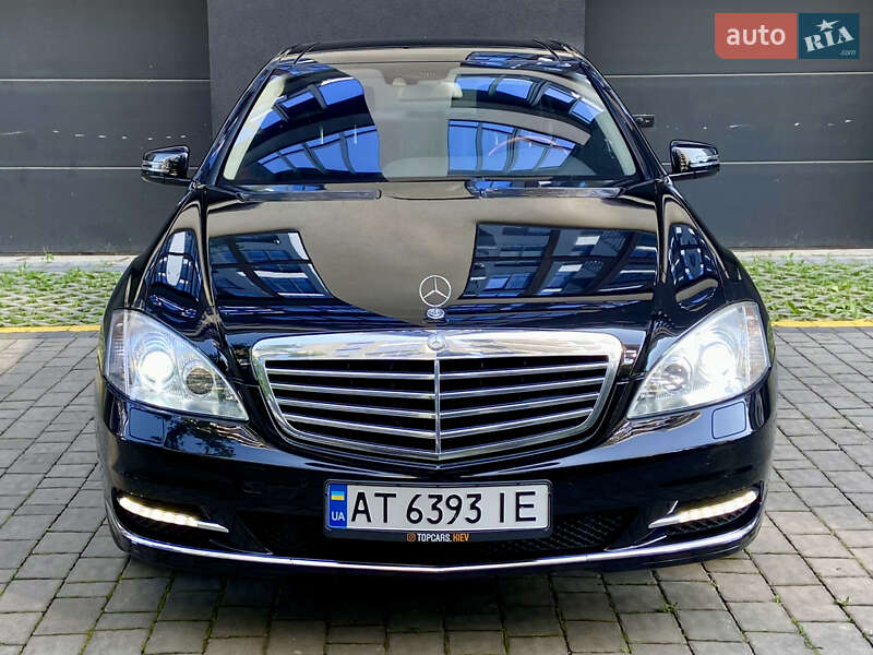 Седан Mercedes-Benz S-Class 2007 в Ивано-Франковске