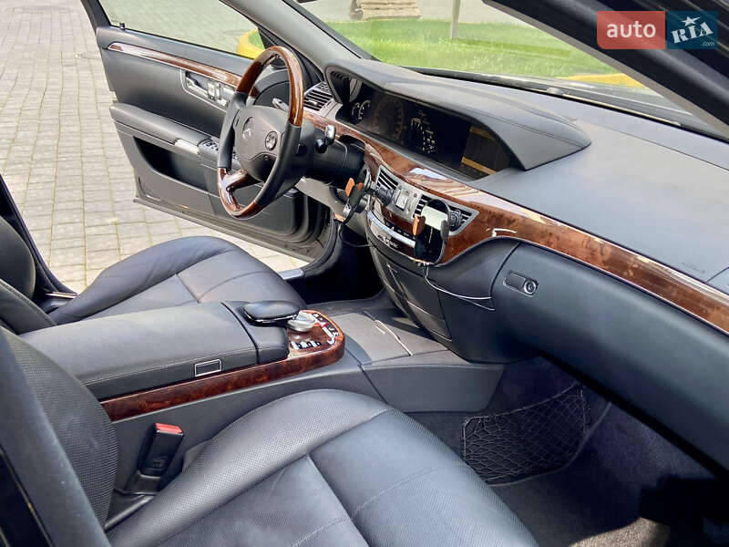Седан Mercedes-Benz S-Class 2007 в Ивано-Франковске