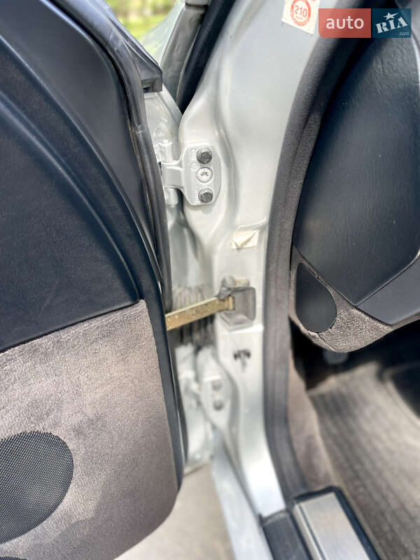 Седан Mercedes-Benz S-Class 1995 в Днепре фото 30 Седан Mercedes-Benz S-Class 1995 в Днепре