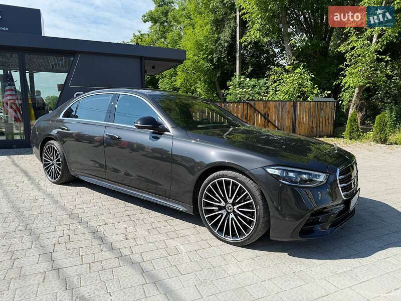 Mercedes-Benz S-Class 2021