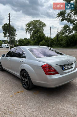Седан Mercedes-Benz S-Class 2006 в 