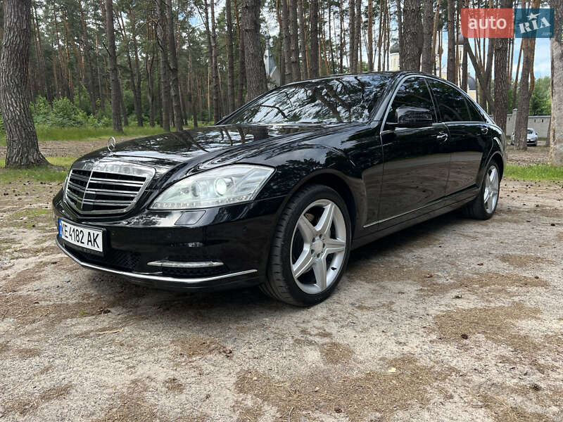 Седан Mercedes-Benz S-Class 2011 в 